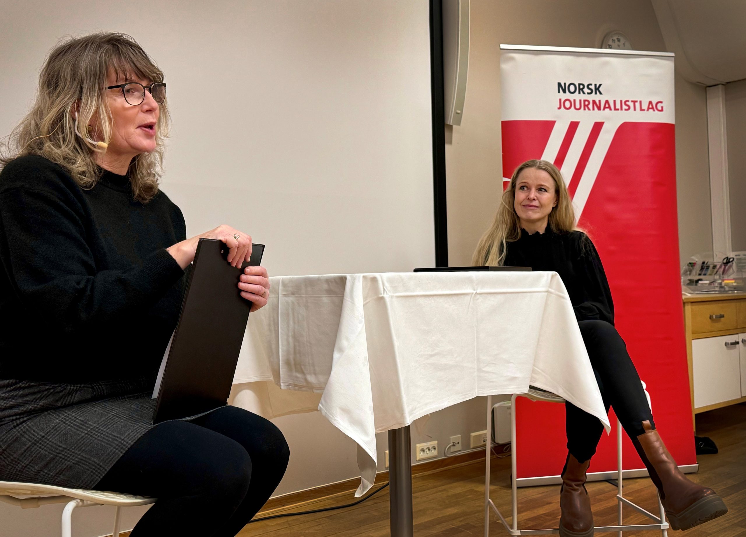 hederspris-vinterkonferansen-hilde-vormedal-nybo-og-karen-hesseberg-scaled